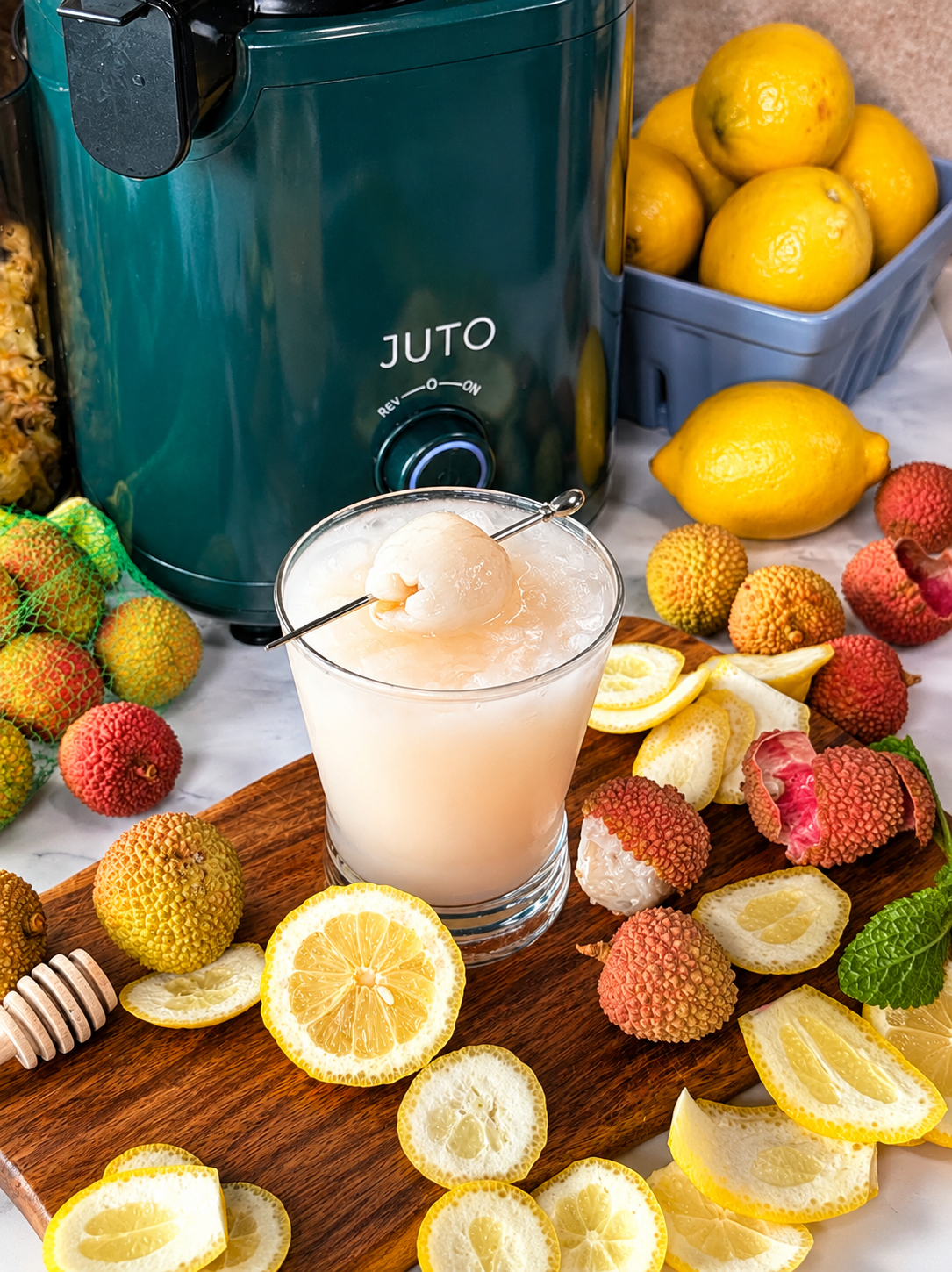 Homemade Lychee Lemonade | Litchi